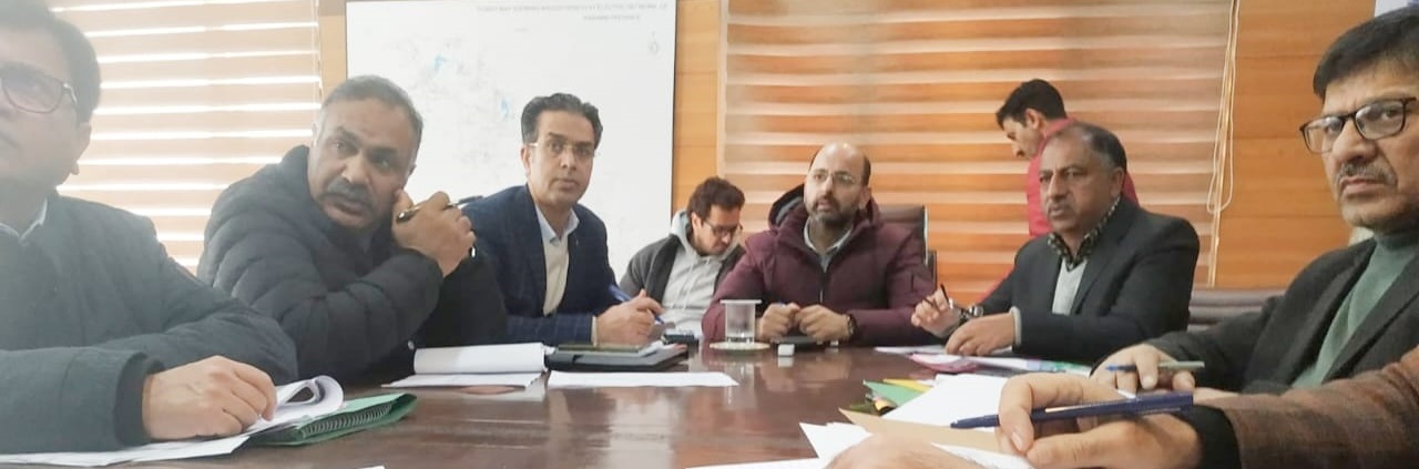 'Maintain strict vigil on feeders vulnerable to power pilferage: MD KPDCL to EEs'